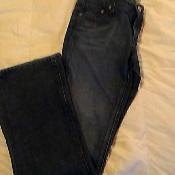 Seven7 jeans size 28 long, flared dark jeans with bling back pockets 2% spandex - Picture 2 of 8